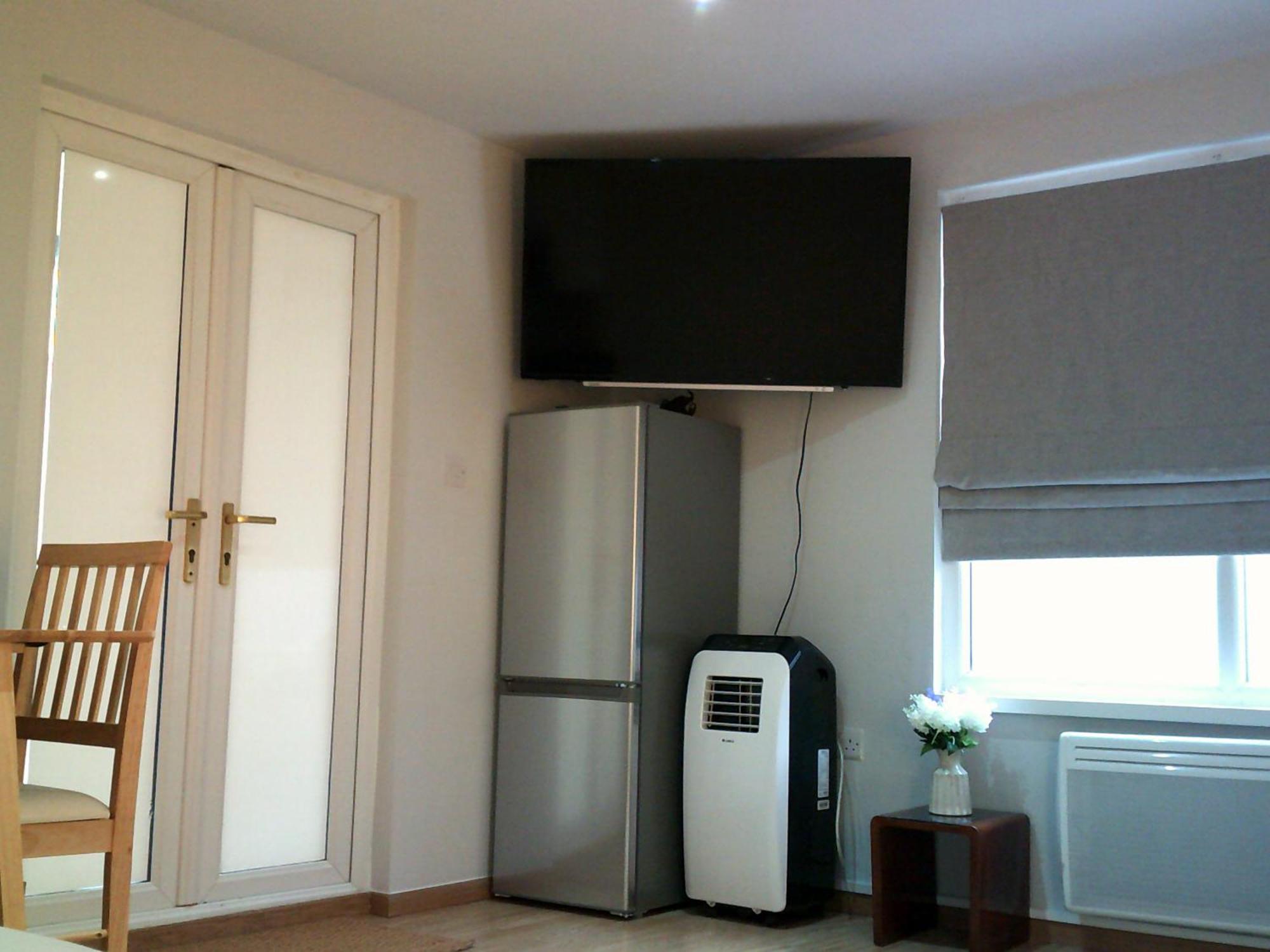 Newly Built Modern Studio House With Free Parking Londres Exterior foto